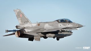 Łukasz_F-16_Krzesiny_2018_v2-min